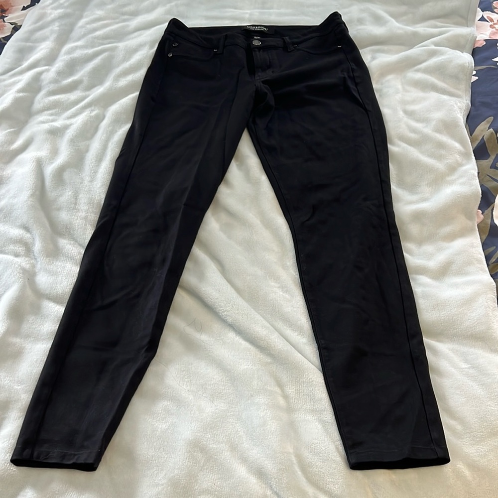 Liverpool black skinny pants